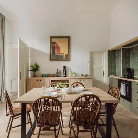 Escape Walk To Buda Eye & Fashion Street Appartement Budapest