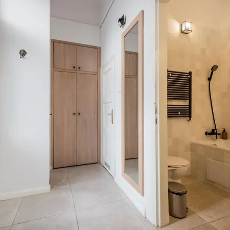 Escape Walk To Buda Eye & Fashion Street Appartement Budapest