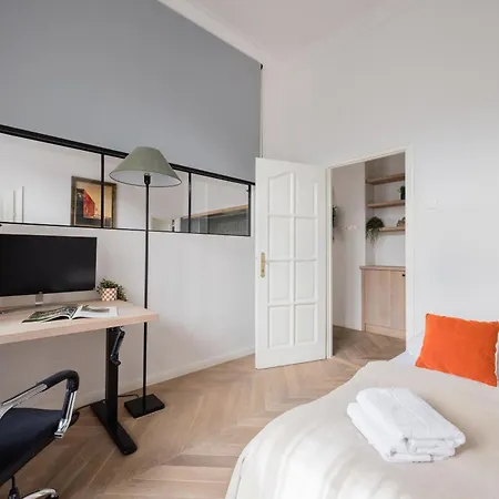 Appartement Escape Walk To Buda Eye & Fashion Street